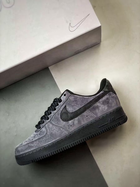 Air Force 1 Low By You Cinza e Preto - Vista 8