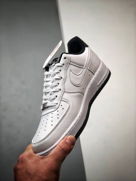Air Force 1 Low _By You_ Branco e Preto - Vista 5