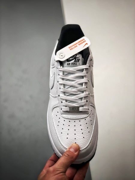 Air Force 1 Low _By You_ Branco e Preto - Vista 9