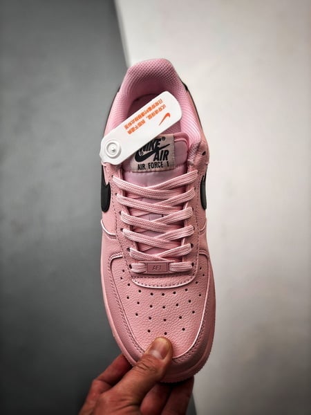 Air Force 1 Low By You Rosa e Preto - Vista 9