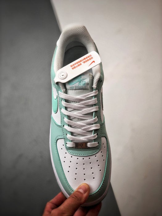 Air Force 1 Low 'By You' Versace Branco e Verde - Vista 8