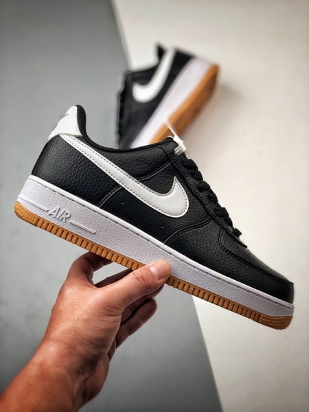 Air Force 1 Low 'By You' Preto e Branco Solado Raw - Vista 8