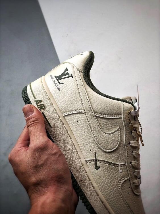 Air Force 1 Low 'By You' LV Verde - Vista 2