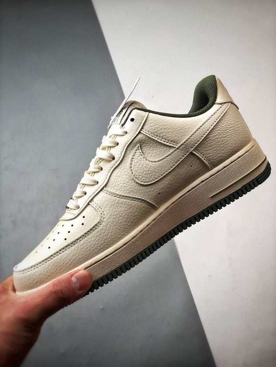 Air Force 1 Low 'By You' LV Verde - Vista 5