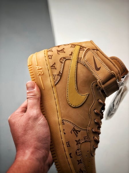 Air Force 1 Mid LVTrigo - Vista 2