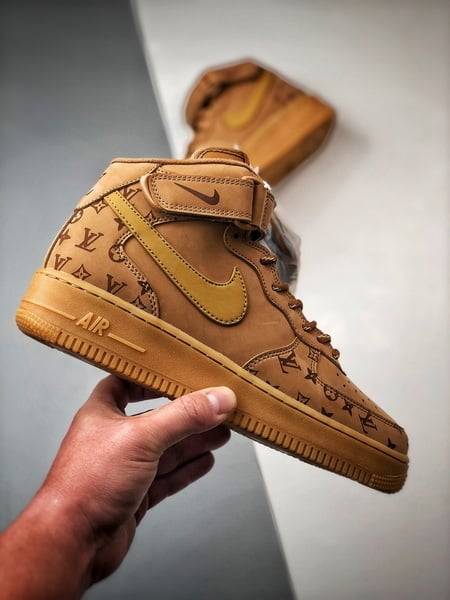 Air Force 1 Mid LVTrigo - Vista 7
