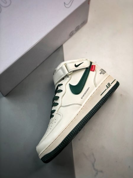 Air Force 1 Mid By You The North Face Sup Branco e Verde - Vista 8