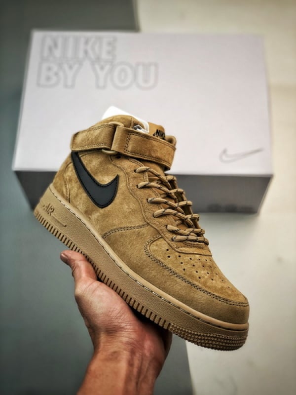 Air Force 1 Mid By You Terra e Amarelo Camurca