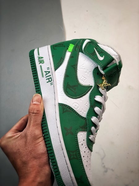 Air Force 1 Mid By You LV Branco e Verde Estampado - Vista 2