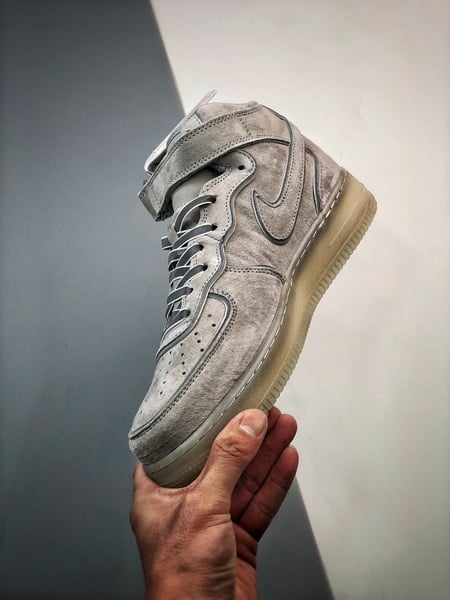 Air Force 1 Mid x Reigning Champ - Vista 3