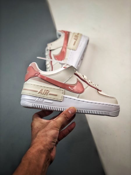 Air Force 1 Shadow Bege Branco e Rosa - Vista 7