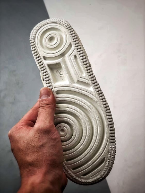 Air Force 1 Shadow Bege Branco e Dourado - Vista 4