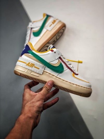 Air Force 1 Shadow Amarelo Verde e Vermelho - Vista 5