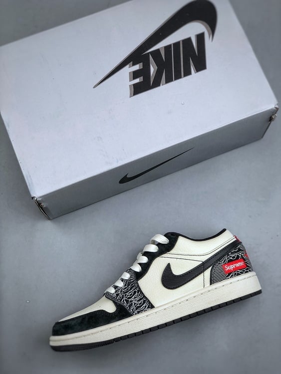 Air Jordan 1 Low x Supreme - Vista 8
