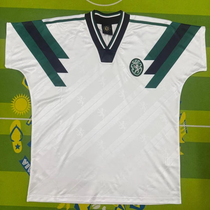 Camisola Sporting C.P. Vintage Branca Anos 90 Limited Edition