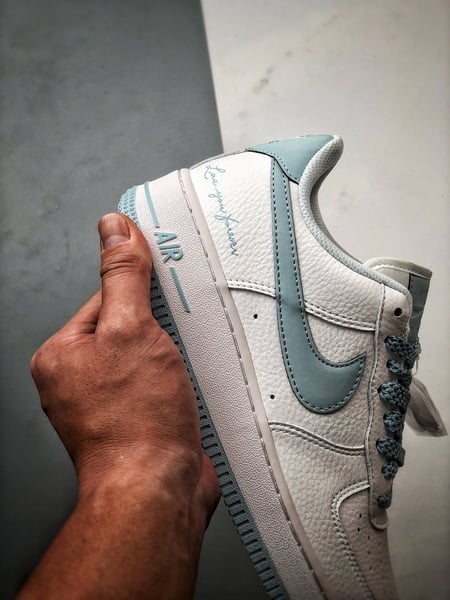 Drake x Air Force 1 Low Branco e Azul Gelo - Vista 2