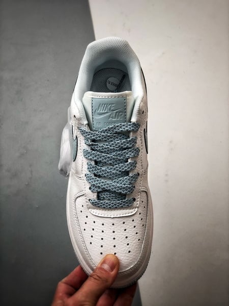 Drake x Air Force 1 Low Branco e Azul Gelo - Vista 9