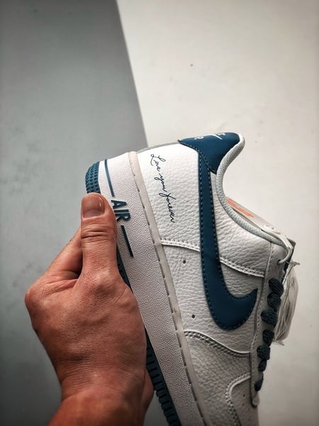 Drake x Air Force 1 Low Branco e Azul Lago - Vista 2