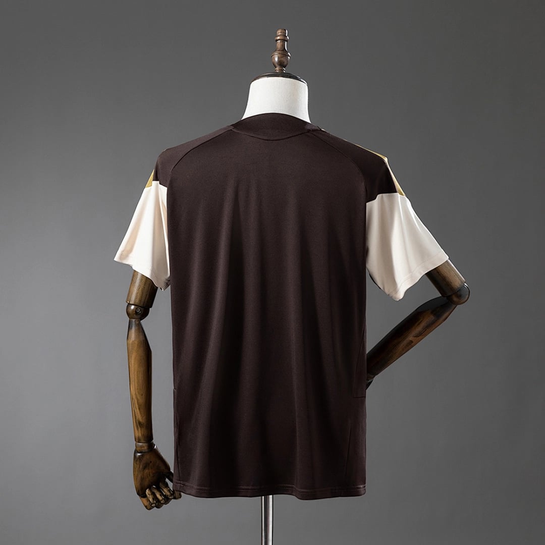 Camisola Flamengo 2026/27 Treino Castanho - Vista 2