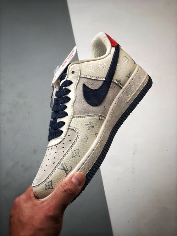LV x Air Force 1 Low Cinza, Azul e Vermelho - Vista 5