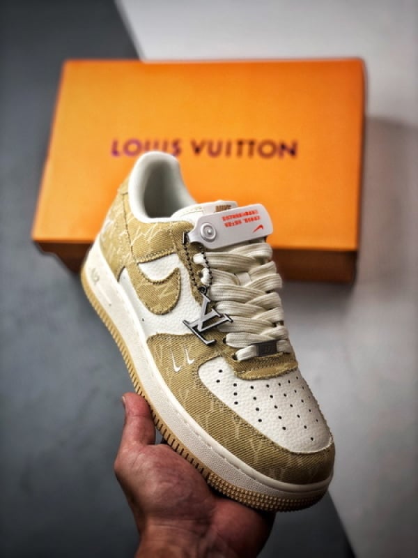 LV x Air Force 1 Low Branco e Amarelo