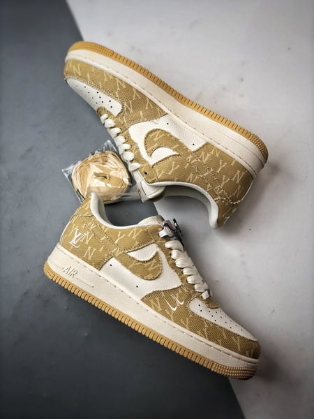 LV x Air Force 1 Low Branco e Amarelo - Vista 6