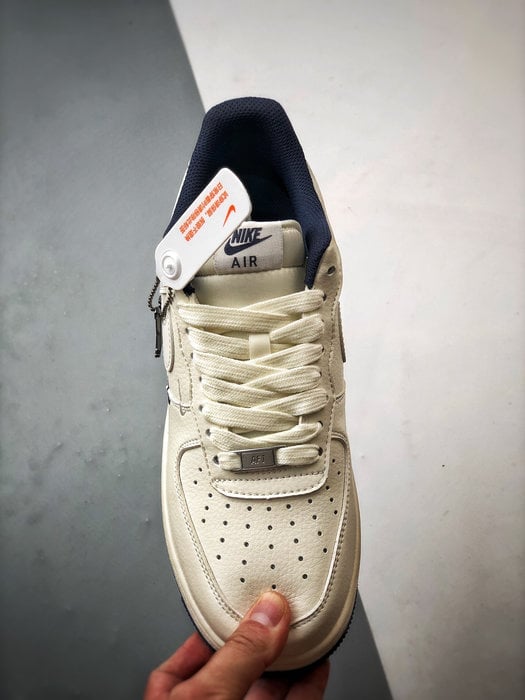 LV x Air Force 1 Low 3M Branco e Azul Escuro Refletivo - Vista 9