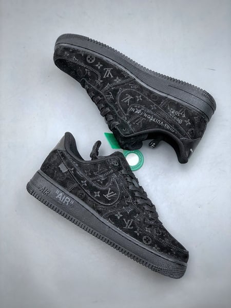 Louis Vuitton x Nike Air Force 1 Low - Vista 2