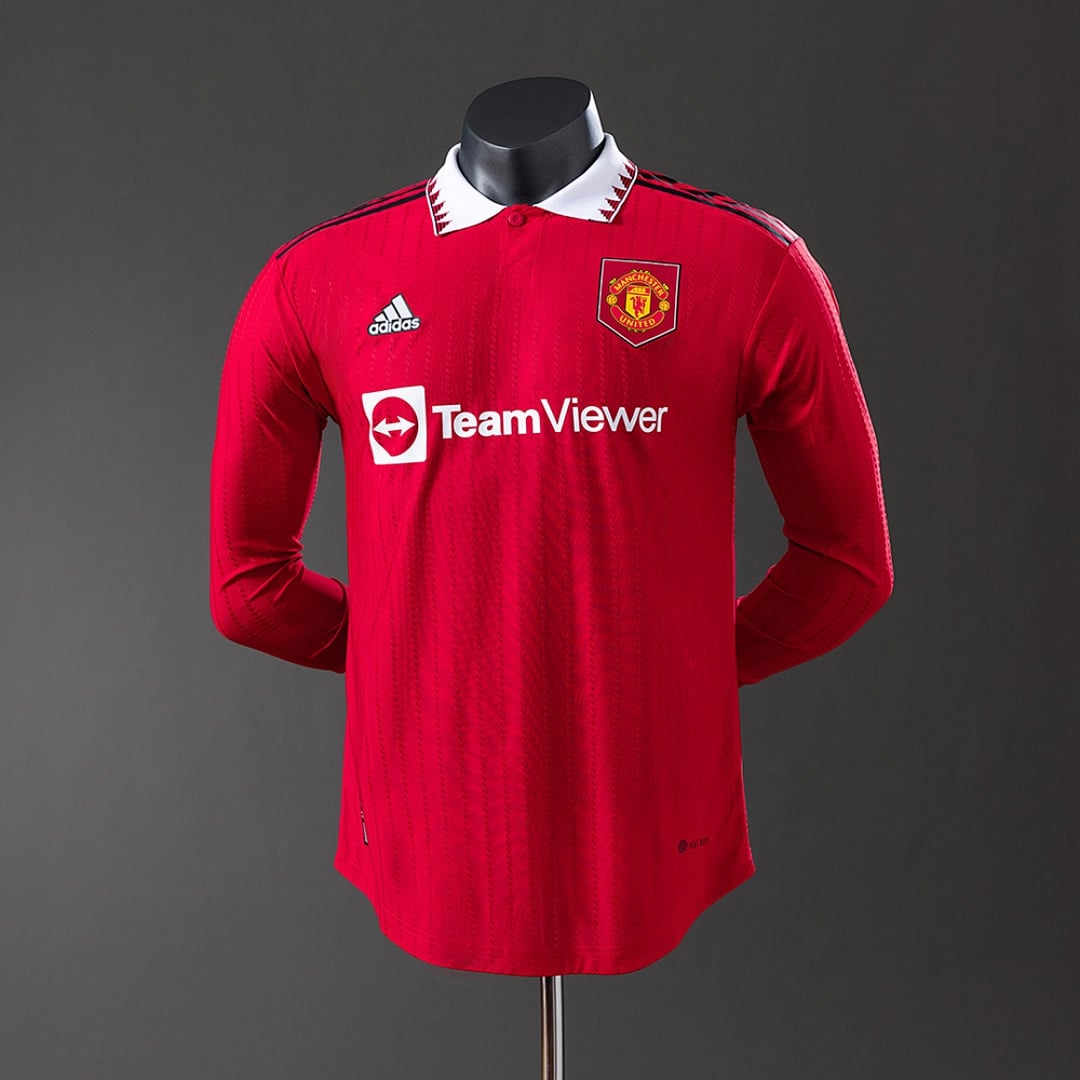 Camisola Principal do Manchester United 2022/2023 (Retro, Versao Jogador, Manga Longa) - Vista 1