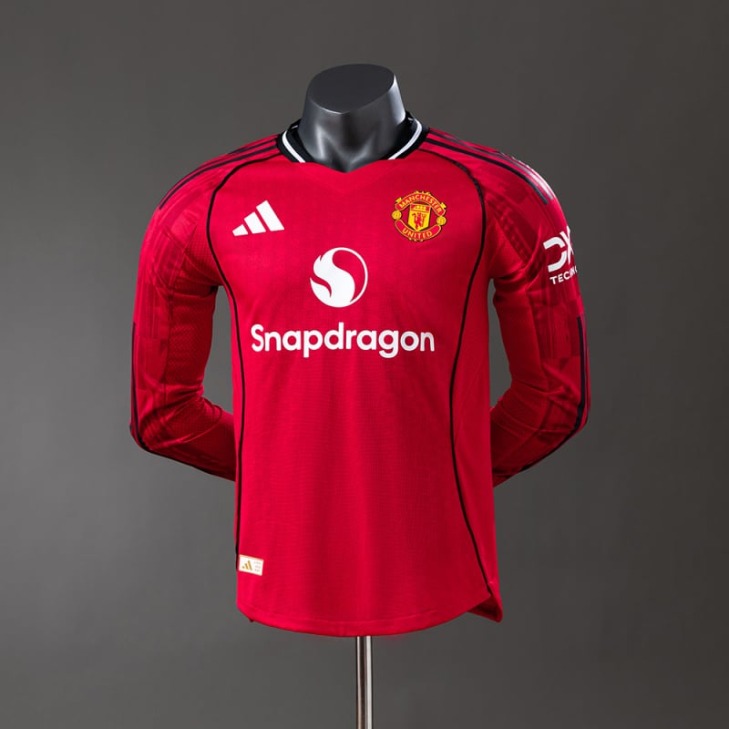 Manchester United 25/26 manga-longa Home versão jogador