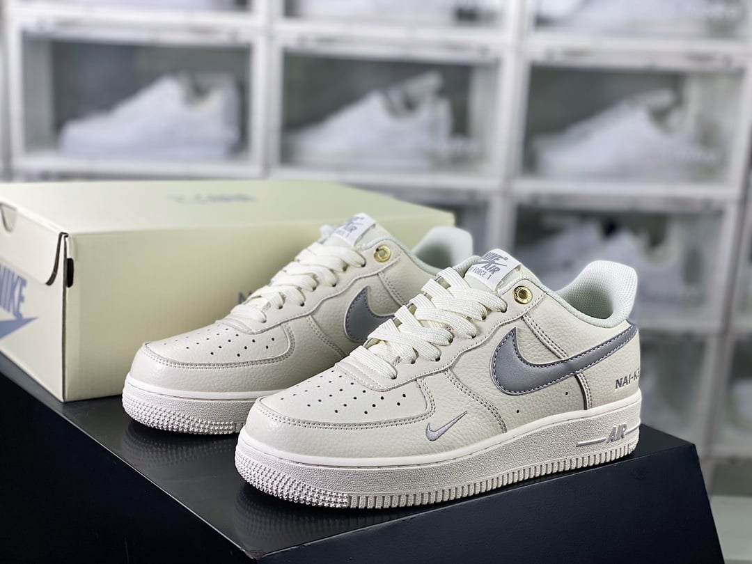 Nike Leather Creme, Prata e Cinza Hook