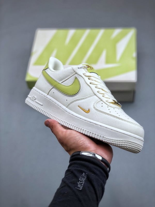 Nike Air Force 1 '07 Verde Maçã