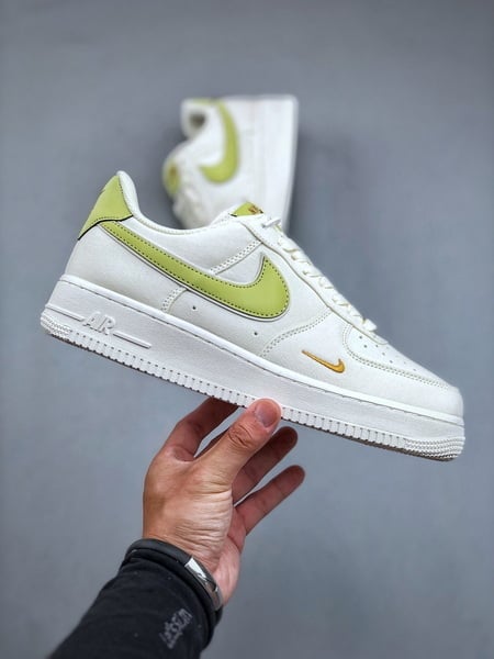 Nike Air Force 1 '07 Verde Maçã - Vista 7
