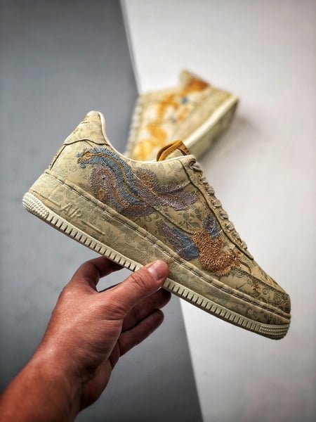 NK Air Force 1 Low Dourado Especial - Vista 7