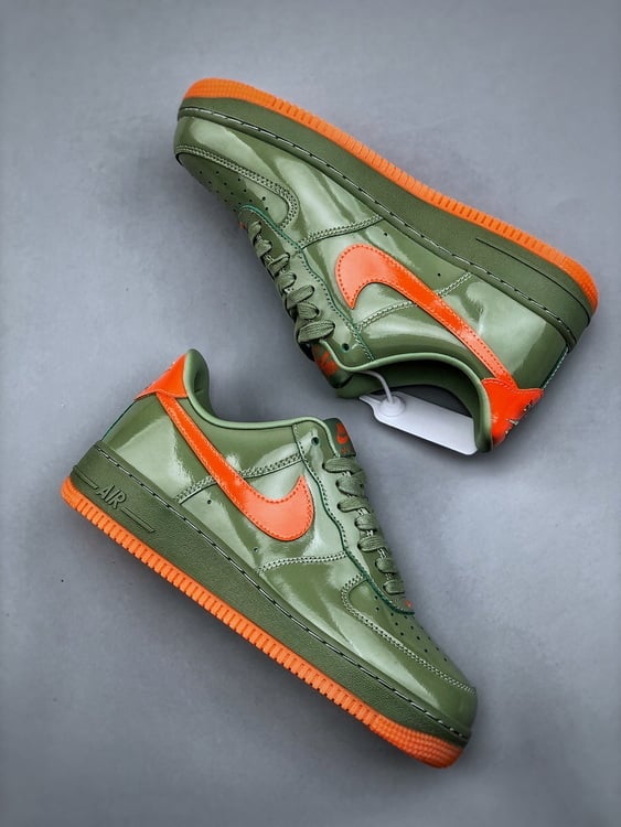 Nike Air Force 1 Low Verde e Laranja - Vista 2