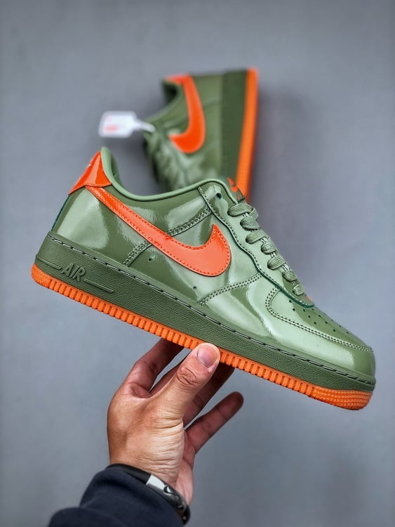 Nike Air Force 1 Low Verde e Laranja - Vista 7