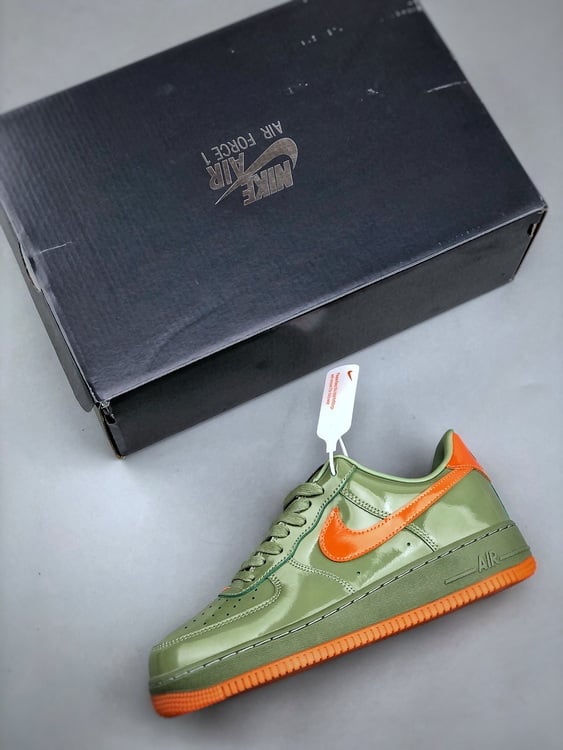 Nike Air Force 1 Low Verde e Laranja - Vista 8