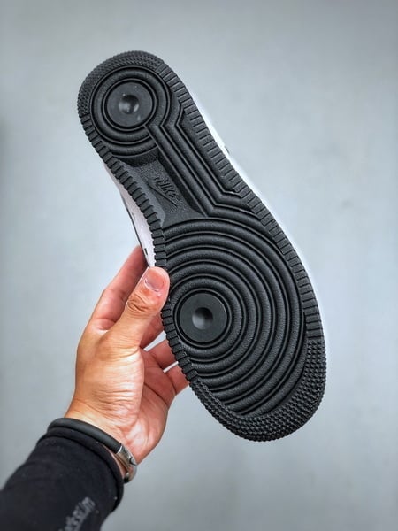 Nike Air Force 1 Low 07 Anime - Vista 3