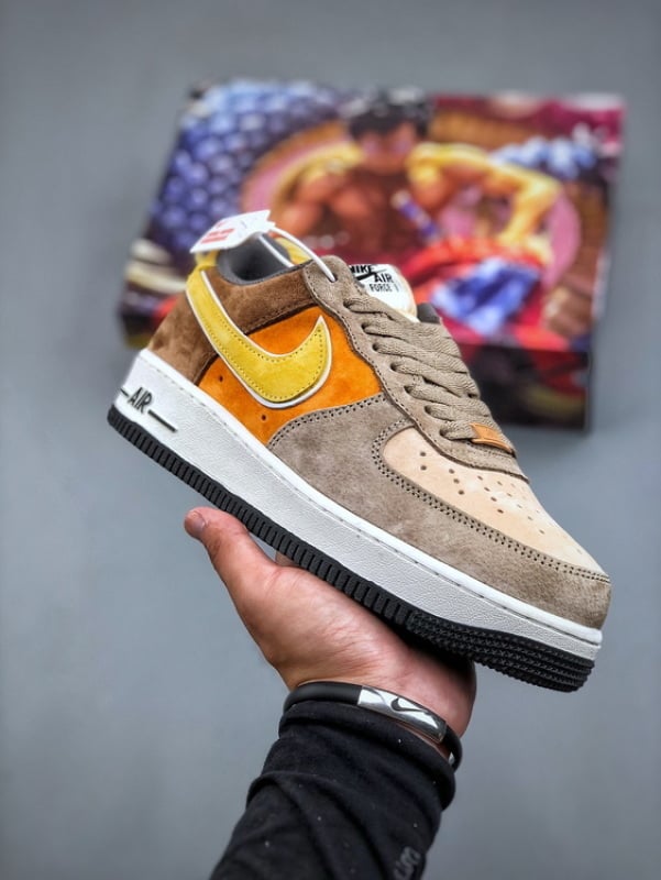 Nike Air Force 1 Low Camurça Bege e Castanho