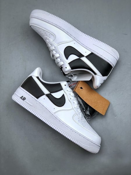 Nk Air Force 1 '07 Low Preto e Branco Gancho Quebrado - Vista 2