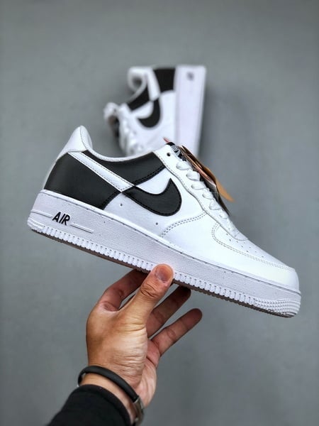 Nk Air Force 1 '07 Low Preto e Branco Gancho Quebrado - Vista 7