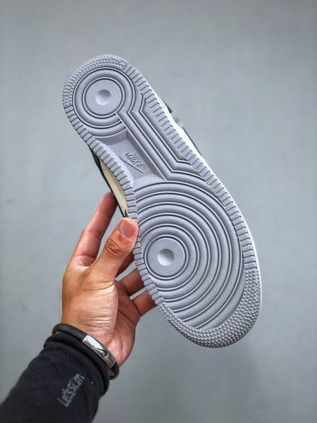 Nk Air Force 1 '07 Low Lonely Bear - Vista 3