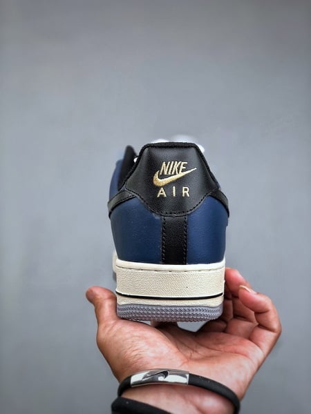 Nk Air Force 1 '07 Low Lonely Bear - Vista 4