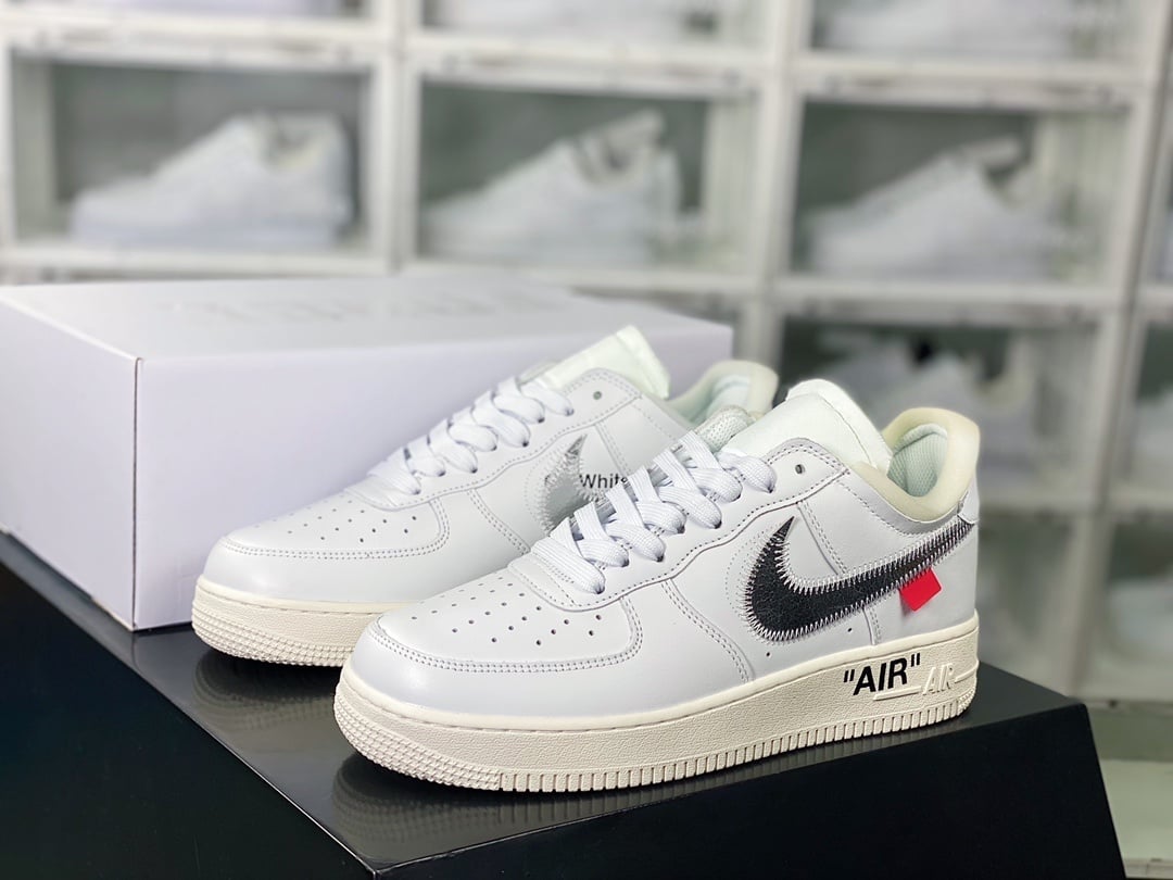 Nike OW Branco com Prata Hook