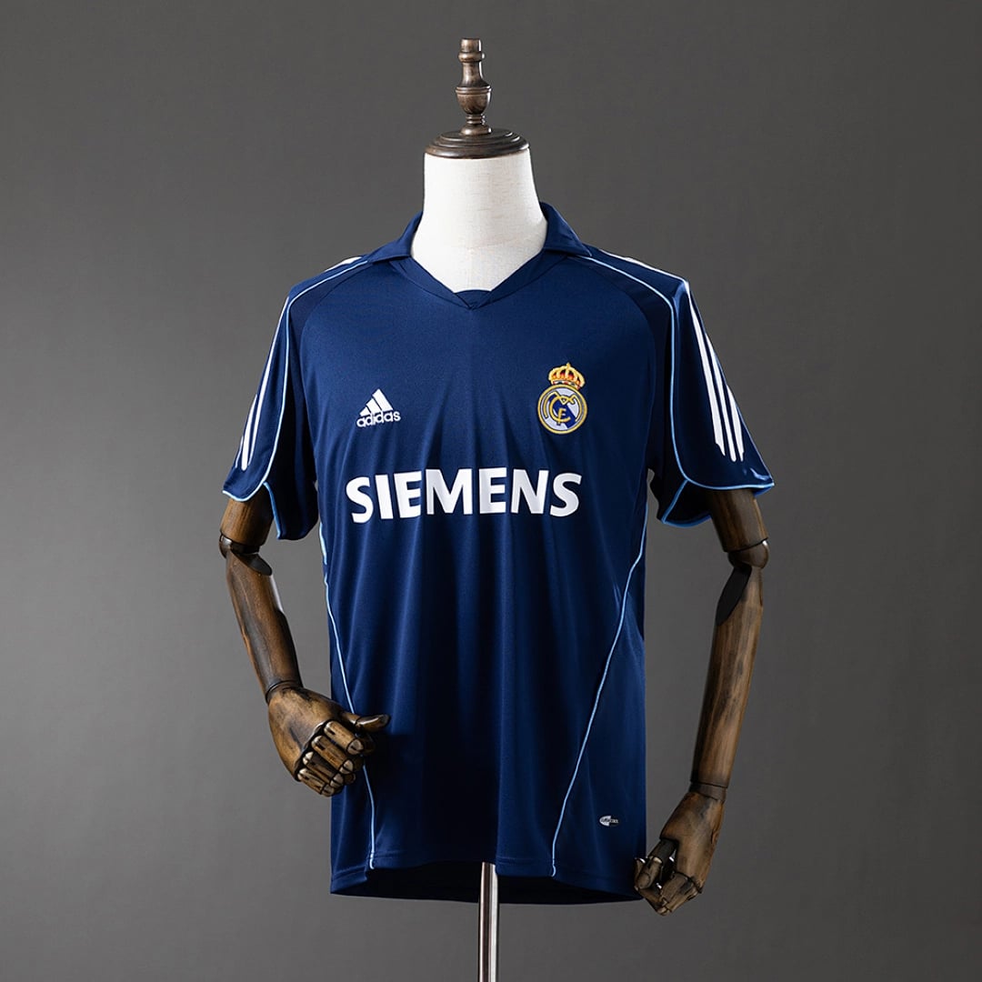 Camisola Alternativa do Real Madrid 2005/2006 (Retro) - Vista 1