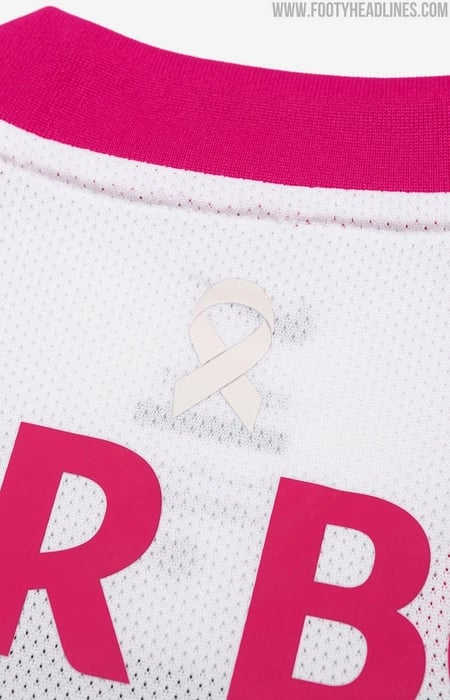 Camisola Sporting C.P. Outubro Rosa 2025 - Vista 4