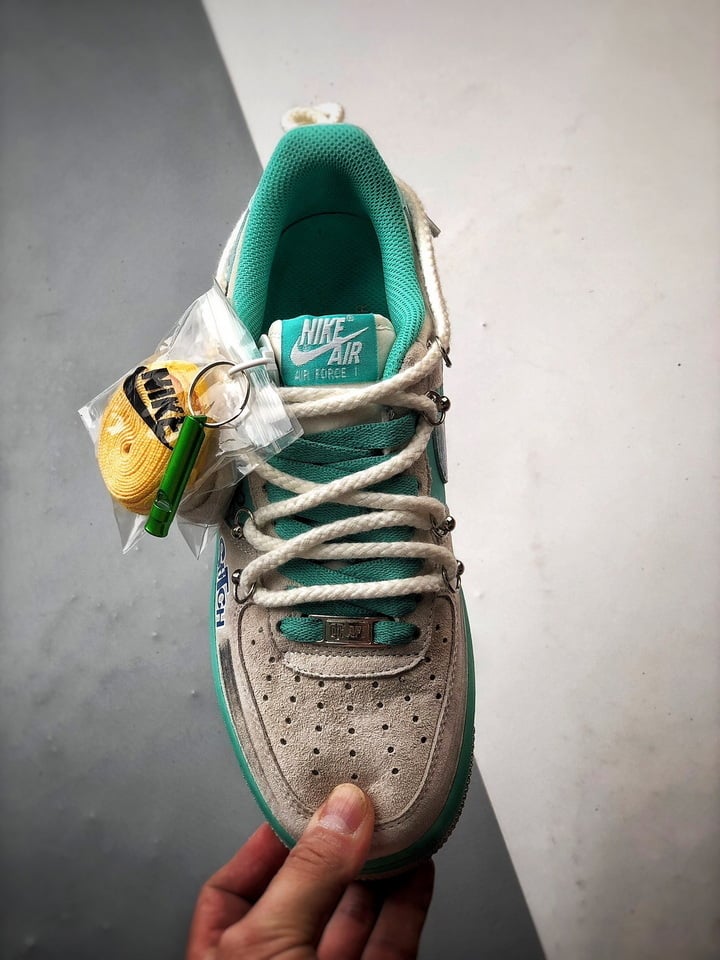 Stitch x Nike Air Force 1 Low Cinza e Verde - Vista 9