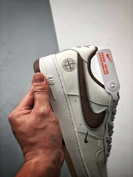 Stone Island x Air Force 1 Island - Vista 2