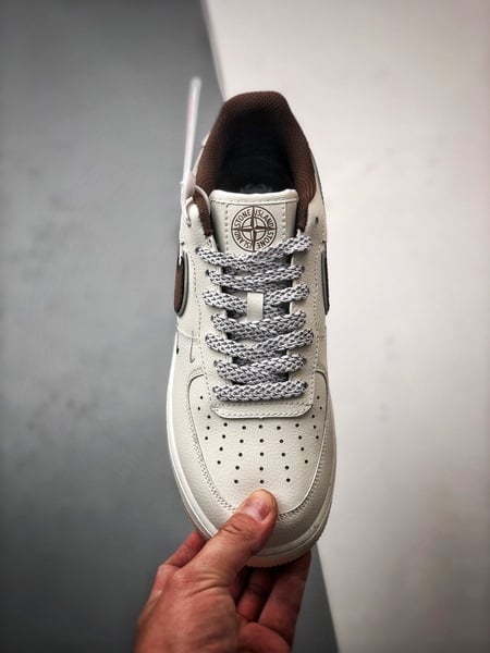 Stone Island x Air Force 1 Island - Vista 9