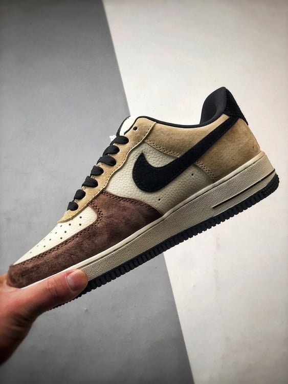 Stüssy x Air Force 1 Low Branco, Castanho e Preto - Vista 5